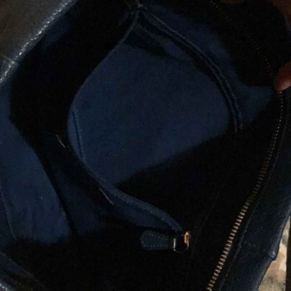 Coach BLUE Crossbody - Beautiful - Picture 4 of 6